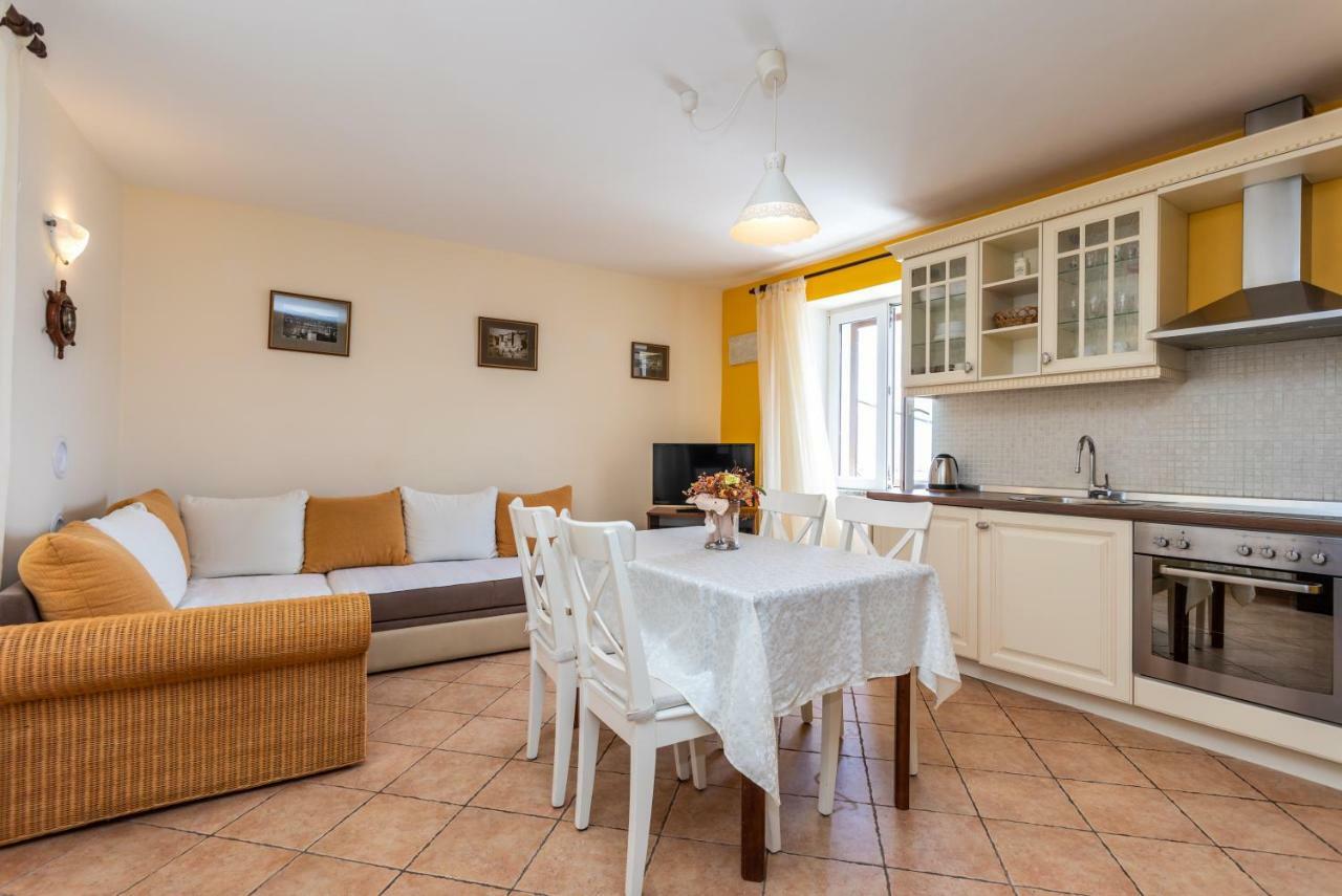 Apartments Riva Baska  Exterior photo